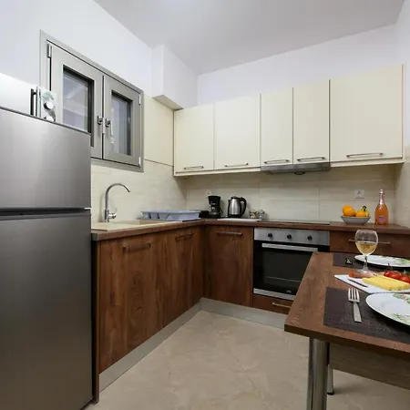 Apartament Boukari Mpoukaris